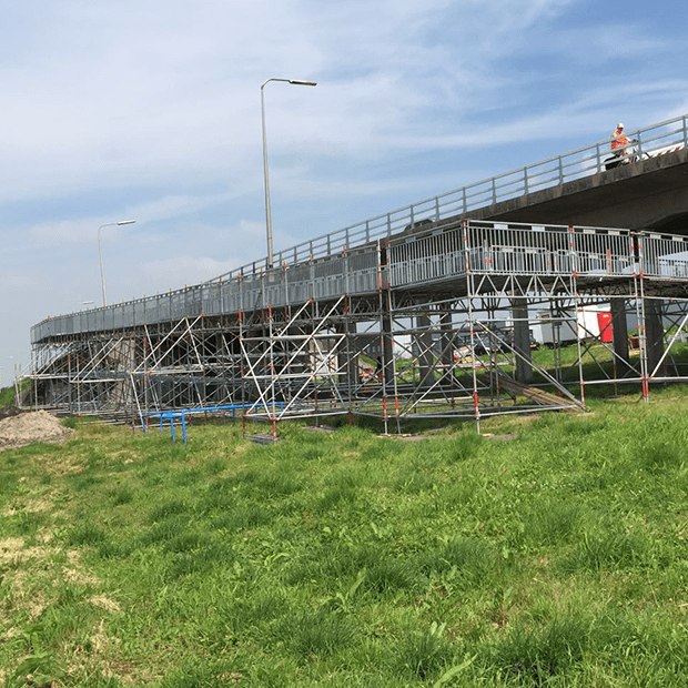 Afix fast X52 emergency scaffold for bicycle bridge - Meulhan Rotterdam